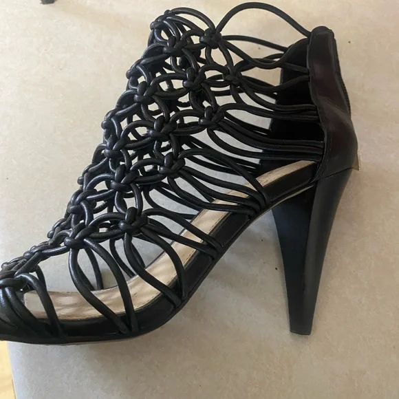 Vince Camuto Ambrina Cage Sandals - Picture 4 of 7
